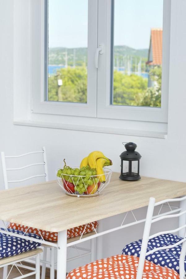 Apartment Dragana, Jezera, Island Murter 外观 照片