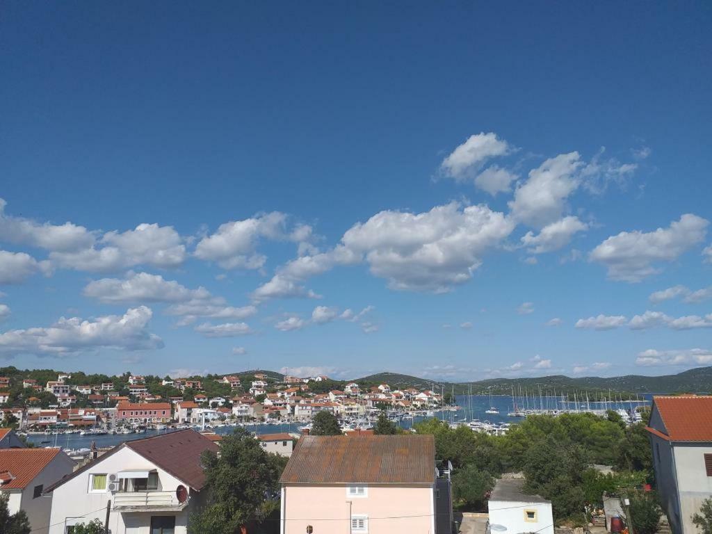 Apartment Dragana, Jezera, Island Murter 外观 照片